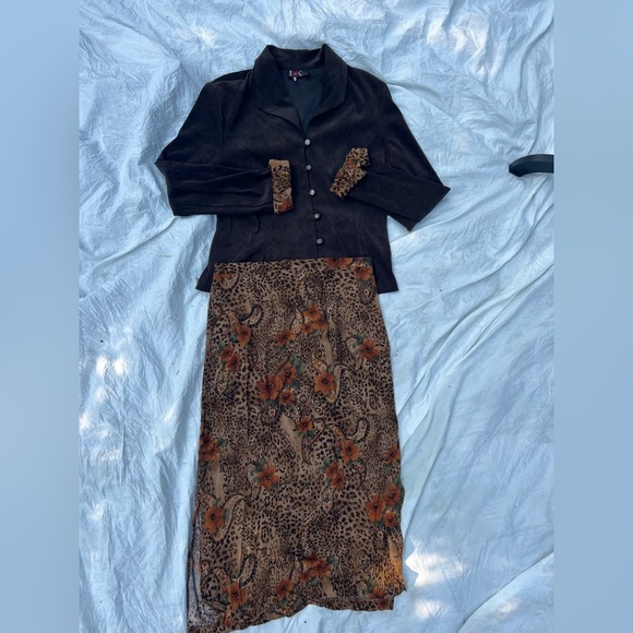 R&K Brown and Orange Leopard Print Pencil Skirt and Suede Jacket Coord Set - Picture 6 of 9